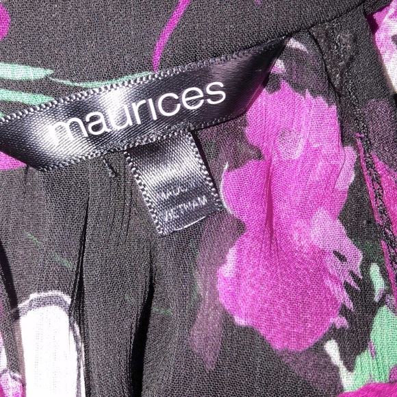 Maurice’s size medium black floral halter top - Picture 4 of 6